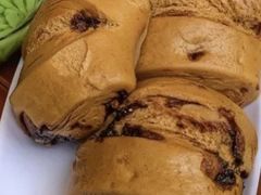-李与白包子铺(桐梓林店)