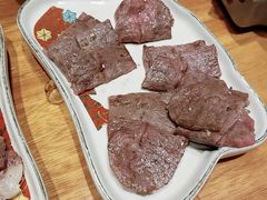 -肉魁屋·烧肉·烧鸟·酒场(高新店)