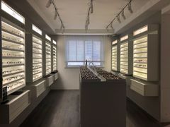 -目艮眼镜SHOWROOM(品牌集合店)