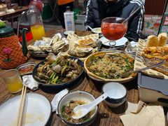 -蚝堡海鲜·威海菜·海肠捞饭·烧烤·亚洲吃蚝公司(幸福门店)