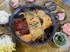 -正南齊北重庆老火锅(光华村直营店)