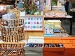-猫的天空之城概念书店(苏州诚品店)