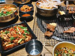 -鑫釜山海鲜烧烤(鑫丰国际店)