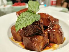 上海红烧肉-好彩酒楼烤鸭坊