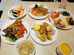 -梦航彩虹之约自助餐厅(华府天地店)