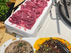 -浪里寻·臻牛养生牛肉火锅(方圆荟店)