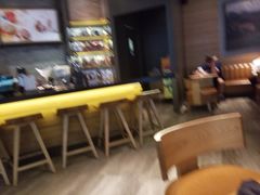 -星巴克臻选(周浦万达店)