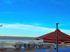 -巨鹏飞梦幻海岸