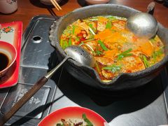 -夺欢喜贵州酸汤牛肉火锅(静安寺店)