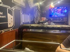 -麦凯伦烧烤·精酿超级工厂店(金桥总店)