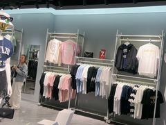 -BOY LONDON(上海佛罗伦萨小镇店)