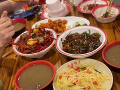 -冶建镜子·老南昌大排档·江西虾王(总店)