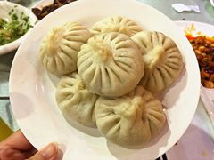 猪肉大葱馅包子-京天红酒家(虎坊路店)