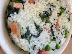 -佬钱湾仔(衣裳街店)