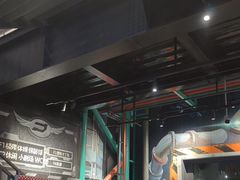 -极限PLAY运动娱乐新世界·团建派对表演休闲馆·室内高空游乐园
