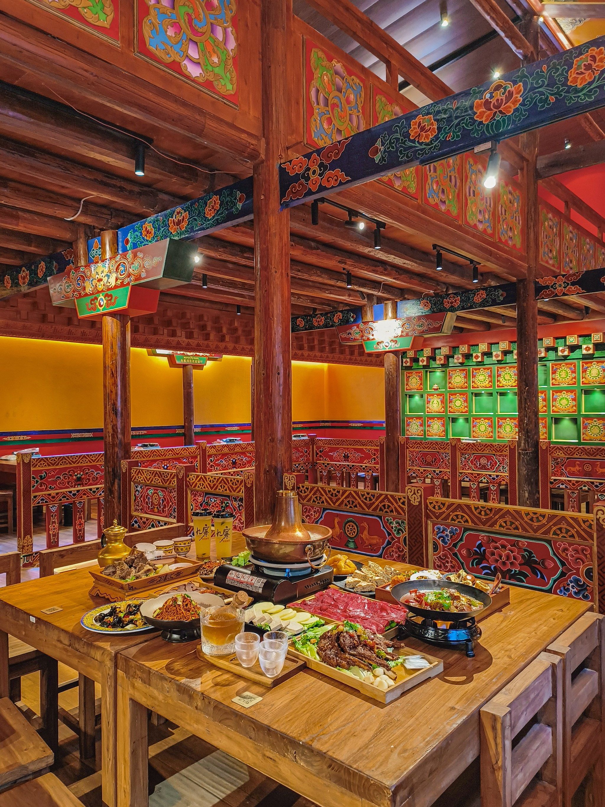 千古情对面,青稞藏餐美味盛宴