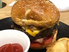 -HELLO 27 意面·沙拉·帕尼尼