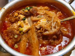 泡菜肥牛汤-本炙炭烤·蒲烧活鳗料理店(金沙洲店)