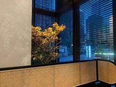 -铭牛烧肉·和牛海鲜自助(高新月牙湖店)