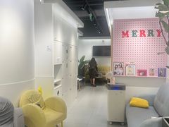 -天真蓝照相馆(杭州滨江宝龙店)