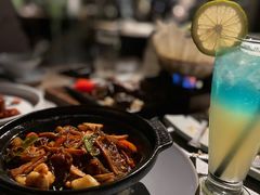 -穹六人间 people 6(岳阳路店)