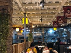 大堂-三个大叔烤羊肉串·炭炉砂锅菜(西三旗店)