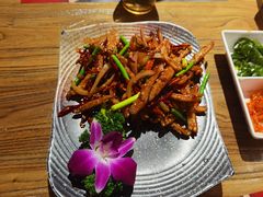 -冰川冷面·延边菜·炭烤串(观前店)