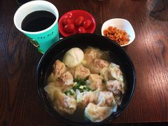 清汤猪肉抄手套餐-重庆老字号·吴抄手·高豆花(T3航站楼店)