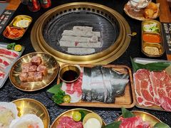 -何发发和牛烧肉·鳗鱼榴莲放题自助(乐峰广场店)