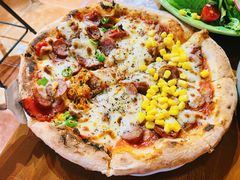 双拼披萨-盘炉forenza·云贵川融合小食堂 ( 钟楼中柳巷店)
