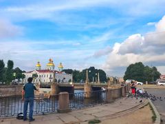 -滴血救世主教堂