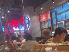 大堂-么肆烤肉·中式自助·烤肉大排档(街道口季佳PAI店)