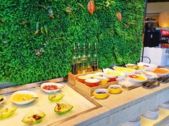 自助取餐区-广州瑞士酒店贝拉诺自助西餐厅