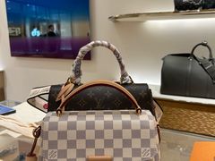 -LV路易威登(海信广场店)