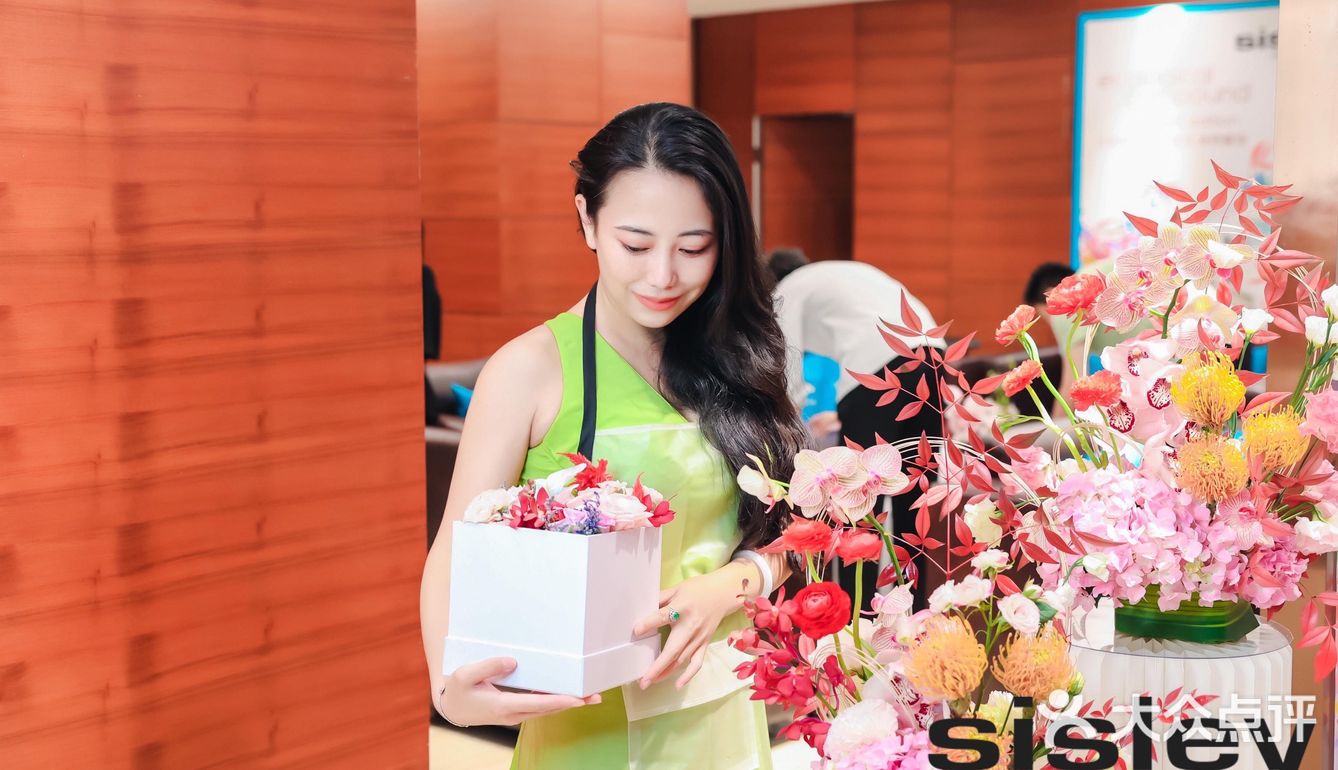 王府井里的花艺沙龙，开启清爽夏日出清模式！