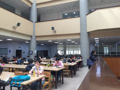 -哈尔滨工业大学-图书馆