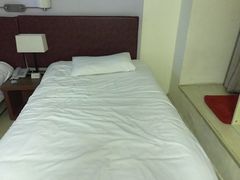 -飘HOME连锁酒店(北京将台地铁站798艺术区店)