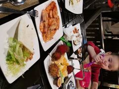 -三亚湾海居铂尔曼度假酒店