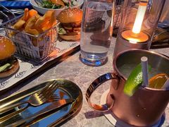 鸡尾酒日落-四季酒店·空中花园 Aria on 9