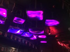 -聚点酒吧(龙湖滨江天街店)