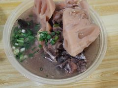-燕子煨汤(山海关路店)