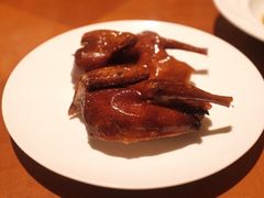 红烧乳鸽-杭州JW万豪酒店-万豪中餐厅