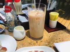 -松山湖凯悦酒店·Café自助餐厅·周末火舞秀表演