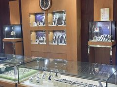 -109度二手奢侈品手表包包珠宝回收(新天地店)