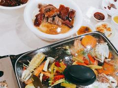 特色一锅鲜-鹏城人家海鲜酒家·23年老字号(较场尾店)