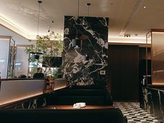 -新白鹿餐厅(滨江银泰店)