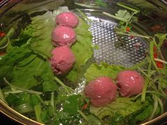 手打牛生丸-牛焱·贵州黄牛肉火锅(城西银泰店)