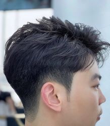 -东方先生国潮男士理发馆
