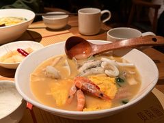 -荣家黄鱼面(南京西路店)
