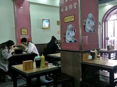大堂-丽虹云南过桥米线(兴工街店)